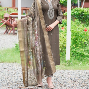 Women’s 3-piece Roman viscose suit